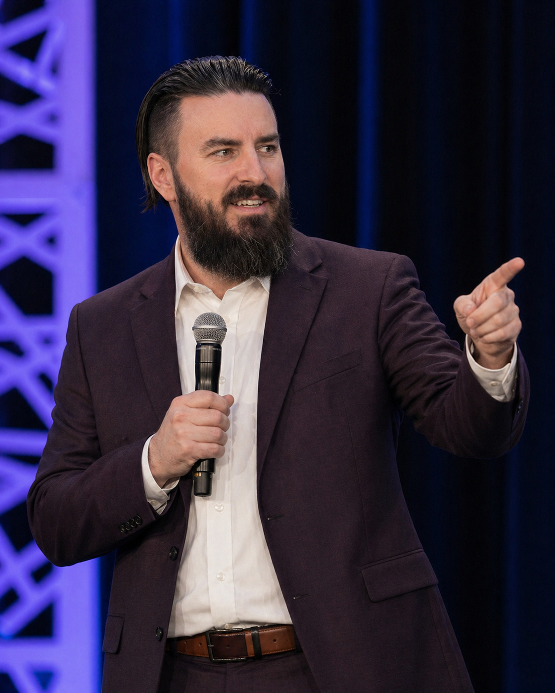 Portrait of Trevor Bohannan speaking on stage